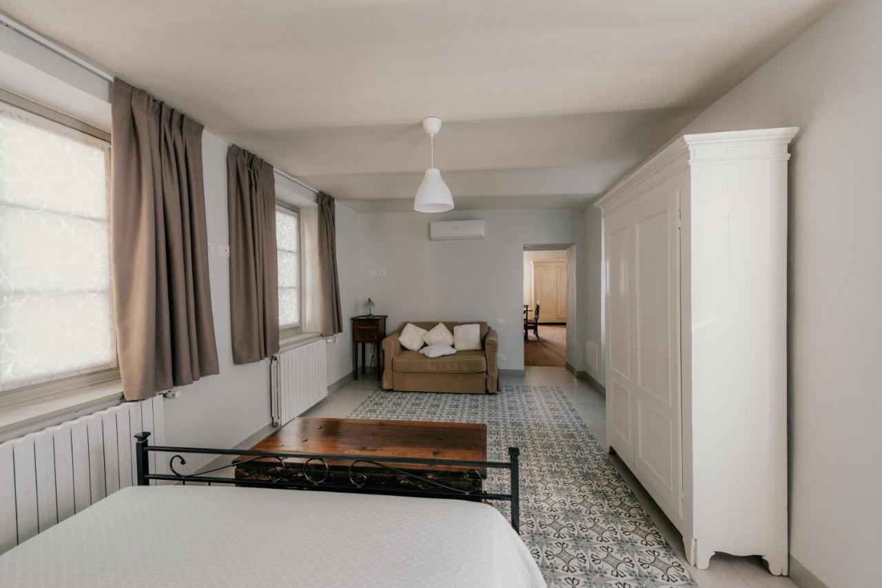 Casa Cecilia Appartement Santo Stefano Belbo Buitenkant foto