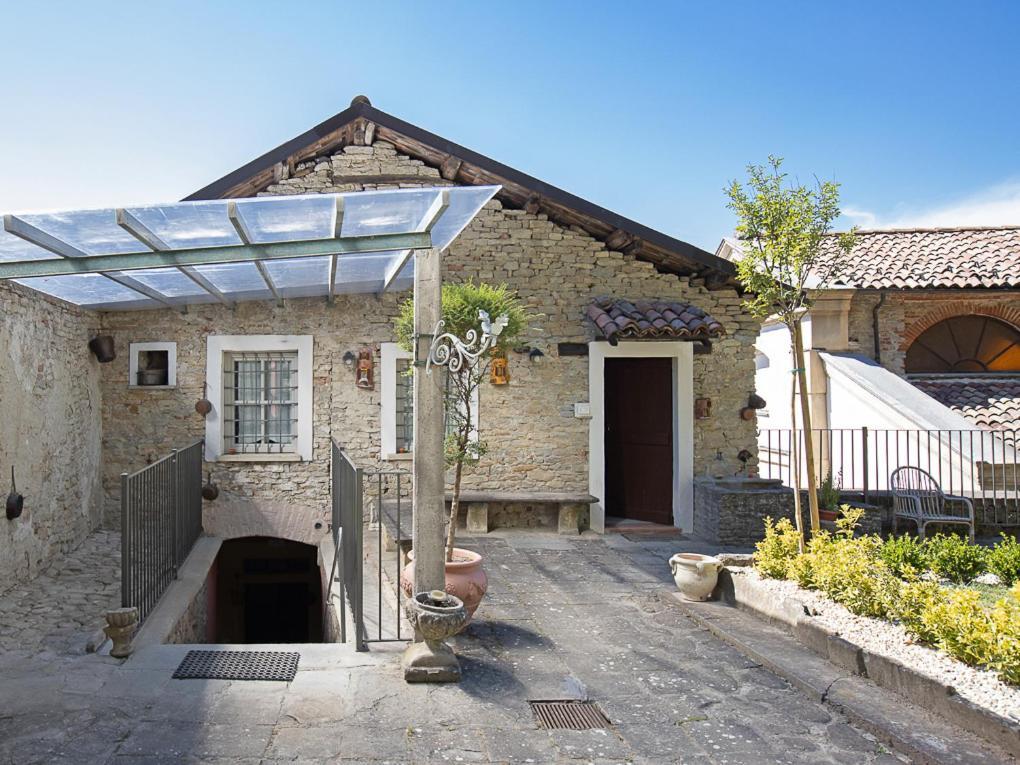 Casa Cecilia Appartement Santo Stefano Belbo Buitenkant foto