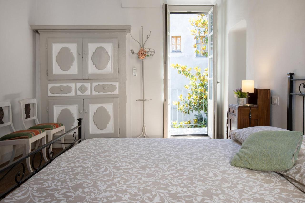 Casa Cecilia Appartement Santo Stefano Belbo Buitenkant foto